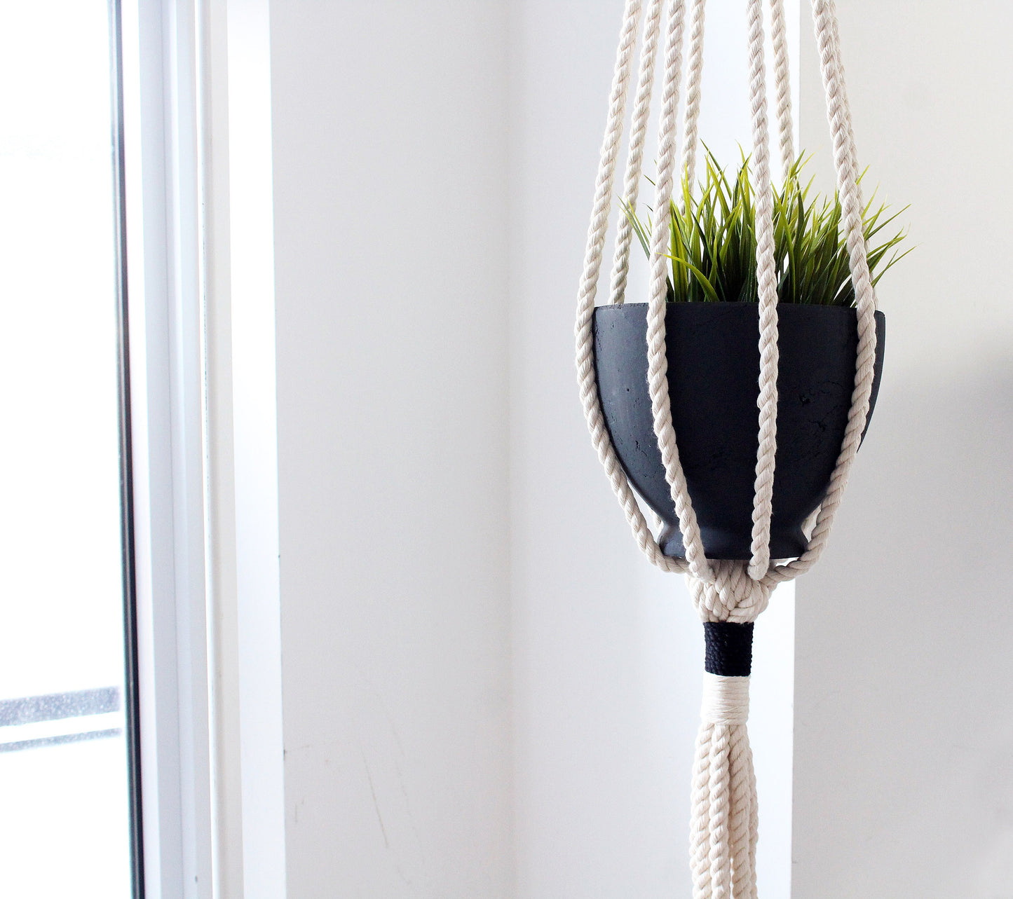 Modern Contrast Color-Block Plant Hanger — Hand-Knotted Fiber Art