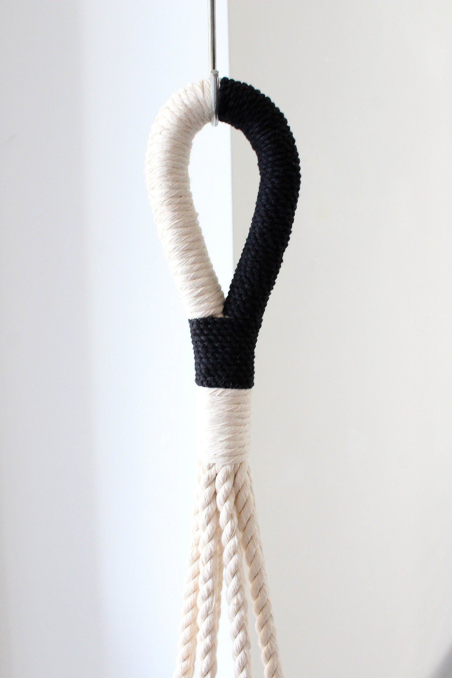 Modern Contrast Color-Block Plant Hanger — Hand-Knotted Fiber Art